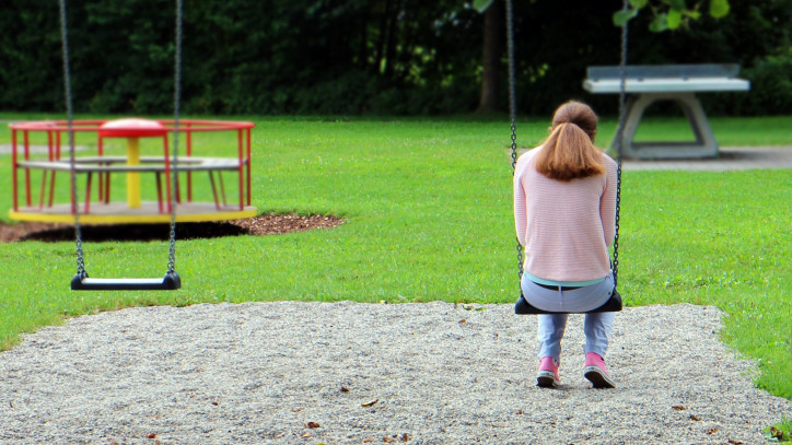 Mädchen_Spielplatz