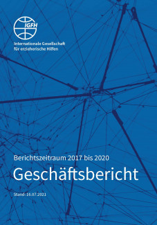 Cover_Geschäftsbericht_2021