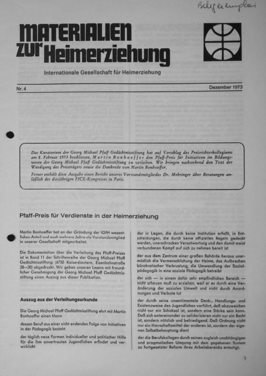 Erste Seite der Materialen zur Heimerziehung mit Text in Schwarz-Weiß